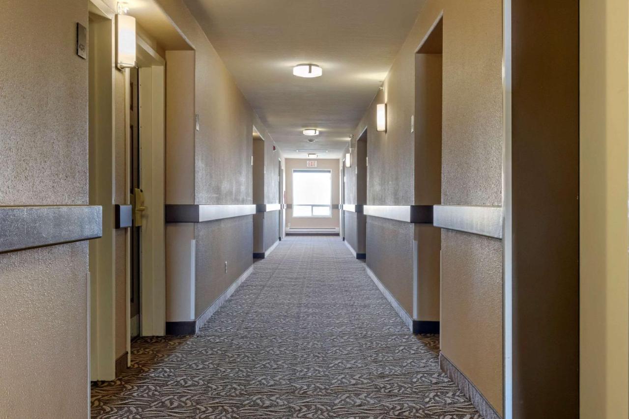 Comfort Inn Lethbridge Extérieur photo
