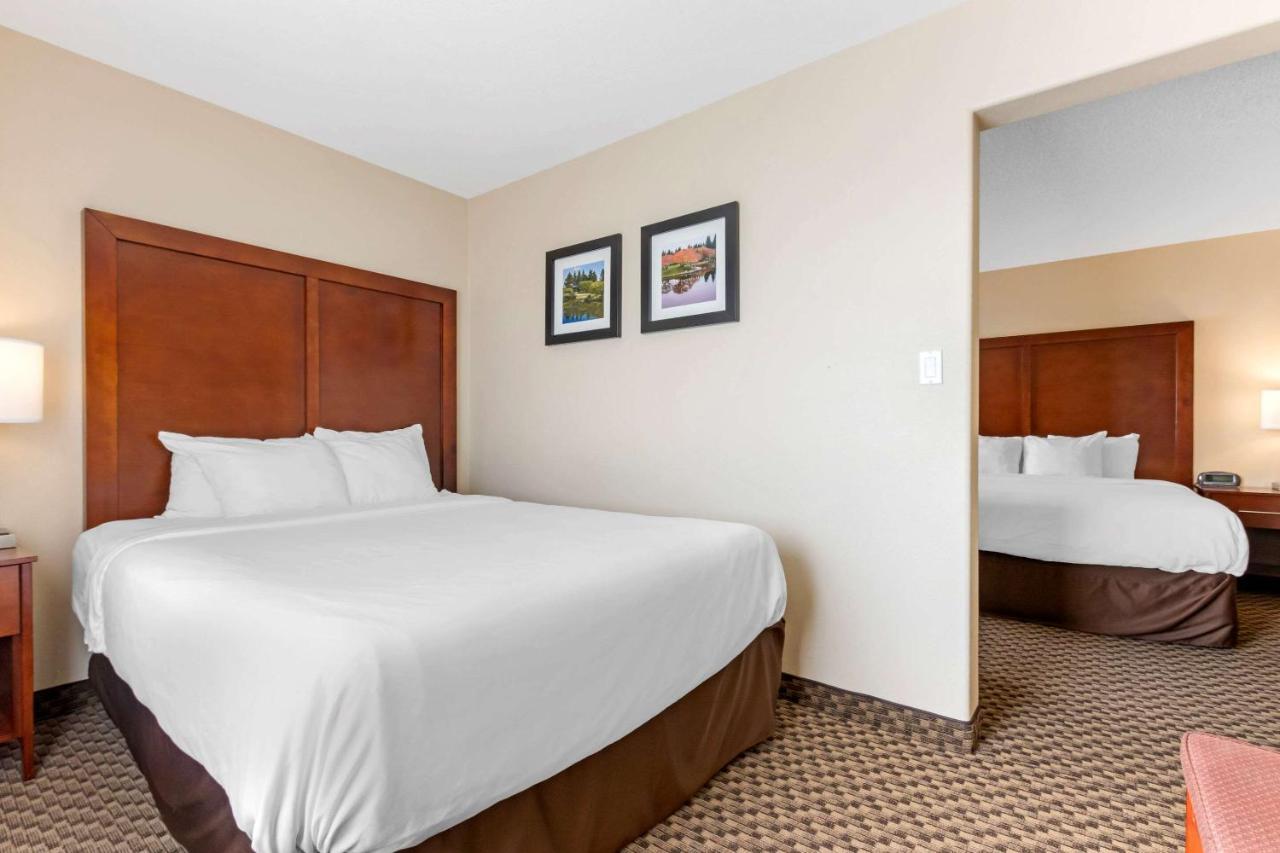 Comfort Inn Lethbridge Extérieur photo