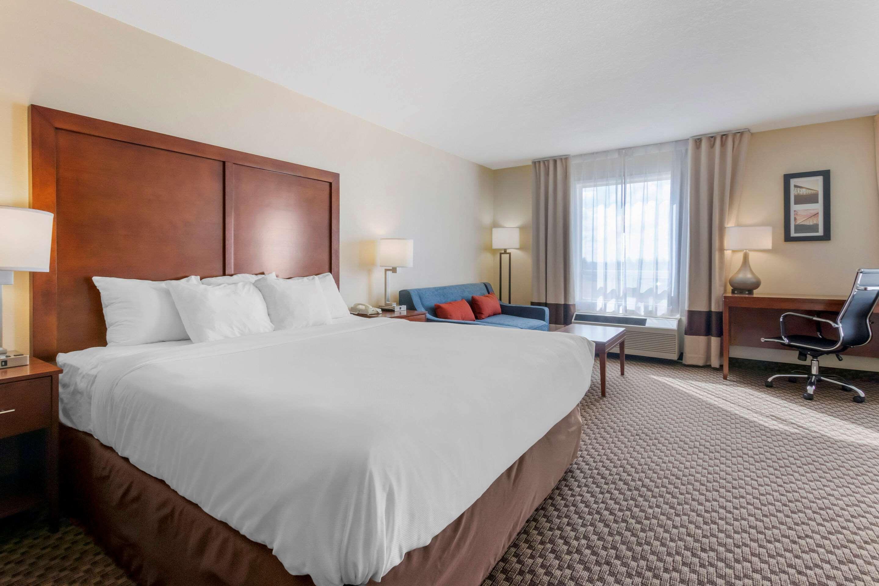 Comfort Inn Lethbridge Extérieur photo