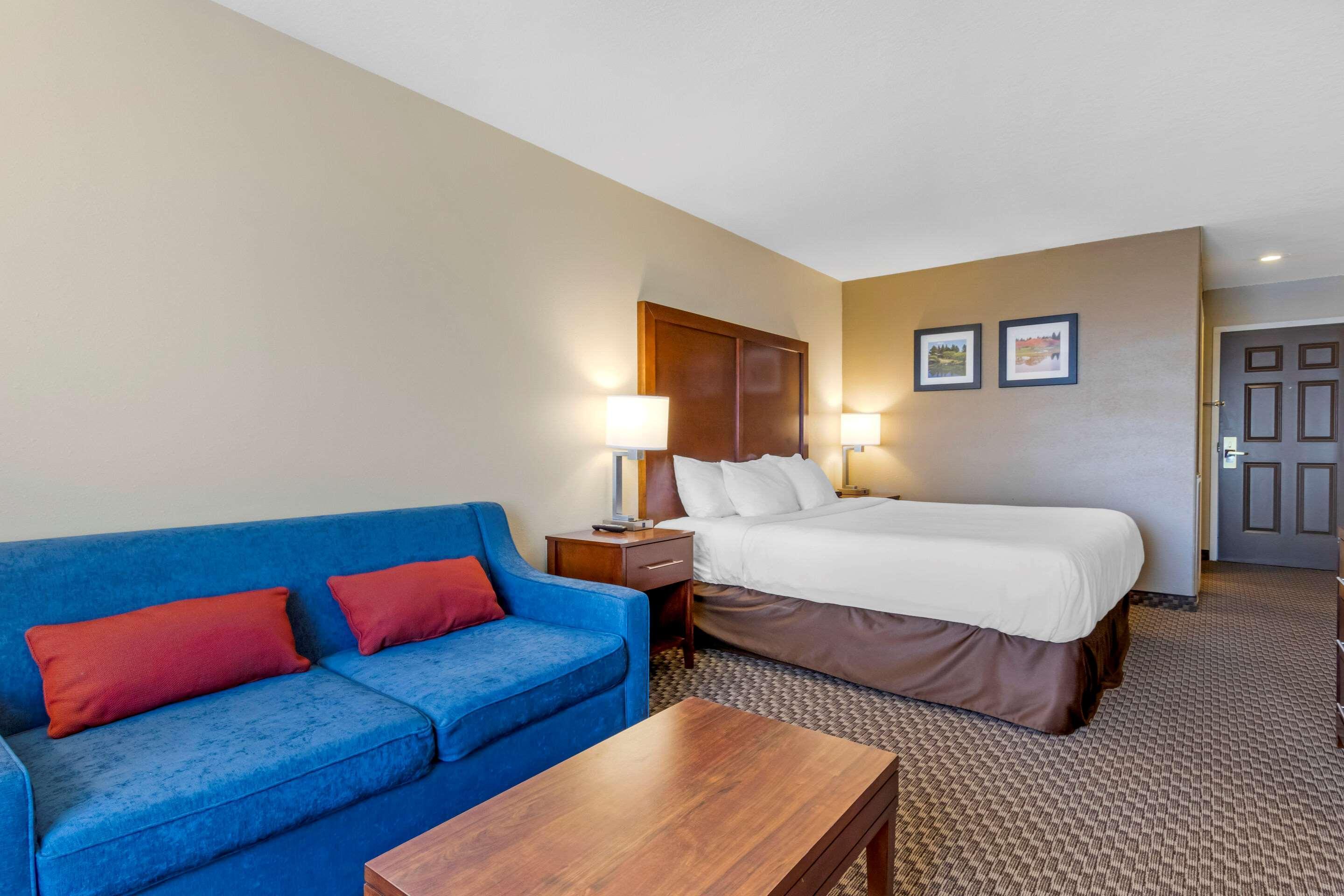 Comfort Inn Lethbridge Extérieur photo