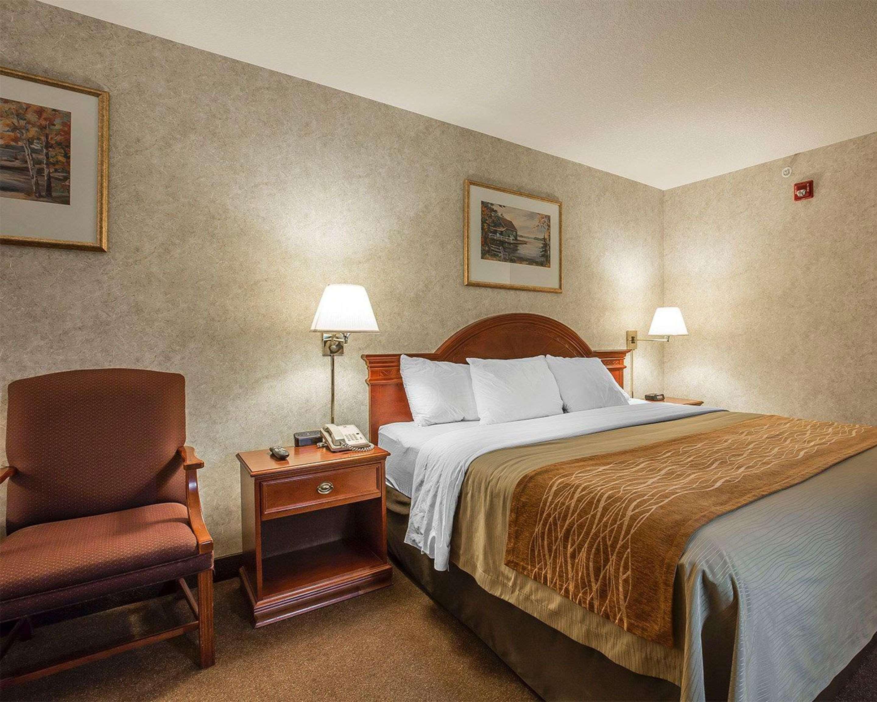 Comfort Inn Lethbridge Extérieur photo