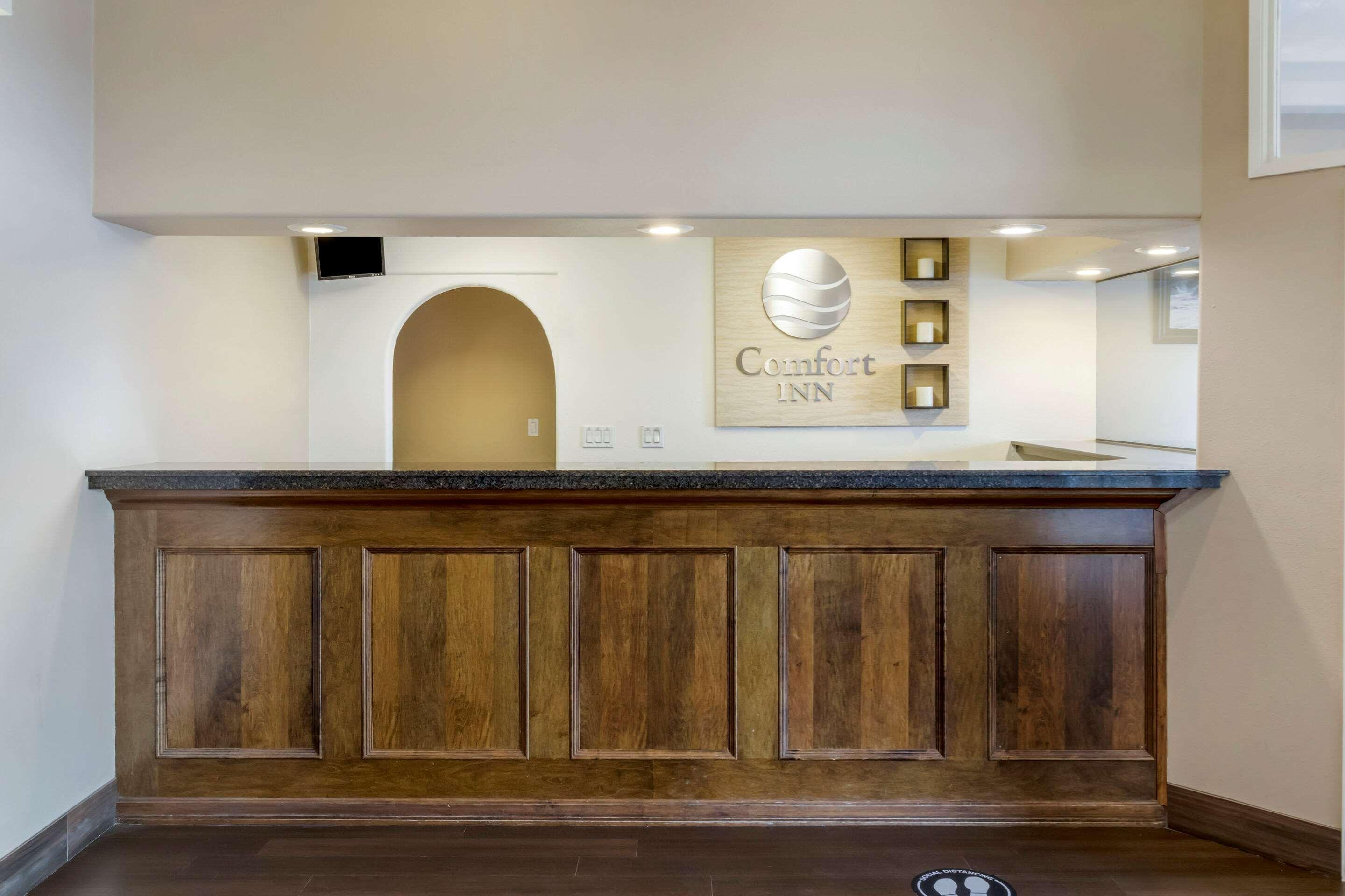 Comfort Inn Lethbridge Extérieur photo