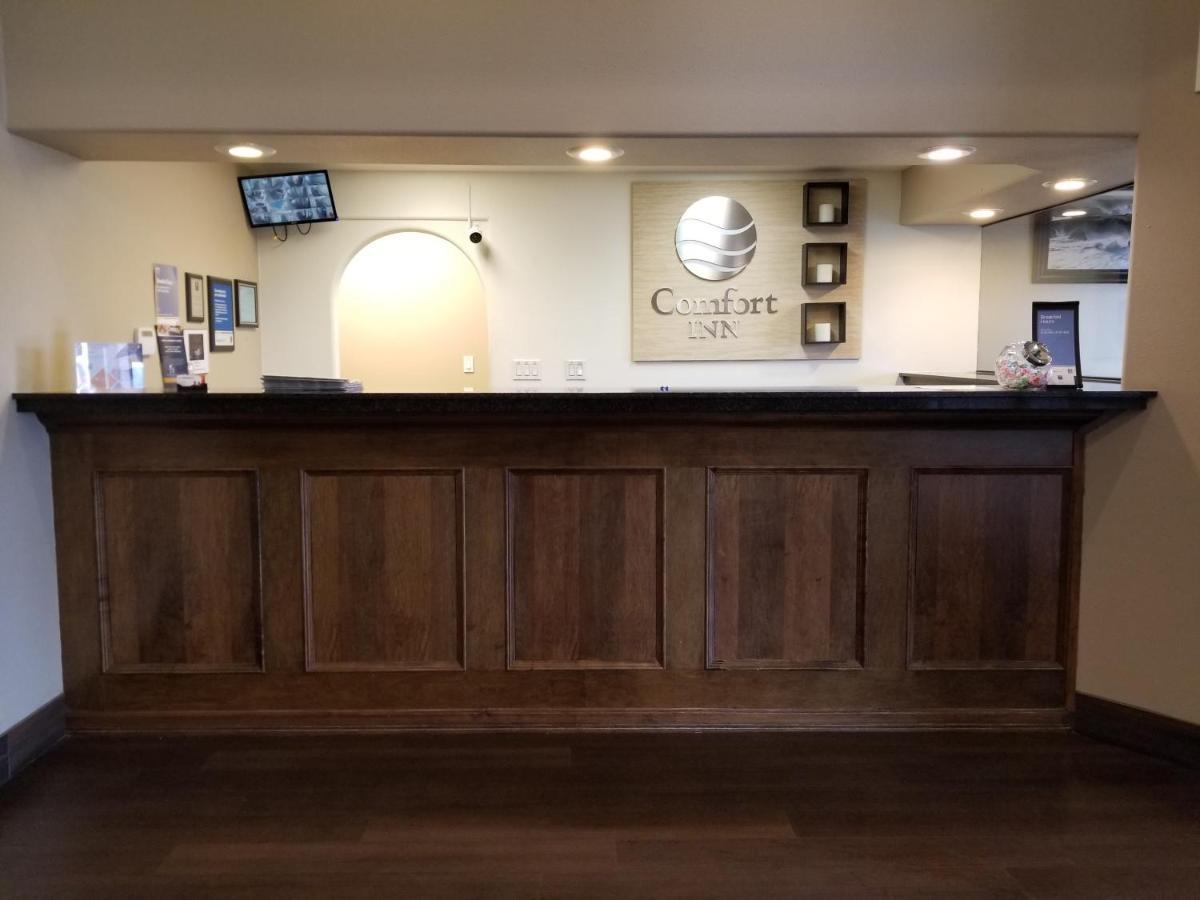 Comfort Inn Lethbridge Extérieur photo